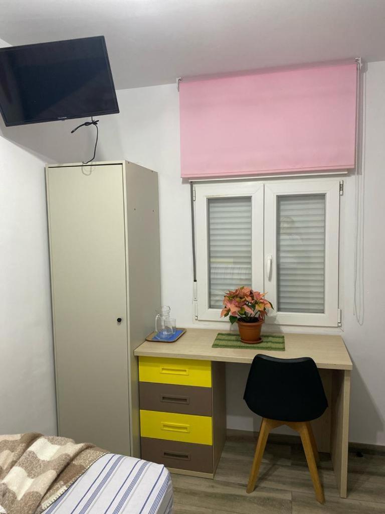 Casa Hombre Blanco Málaga Exterior foto
